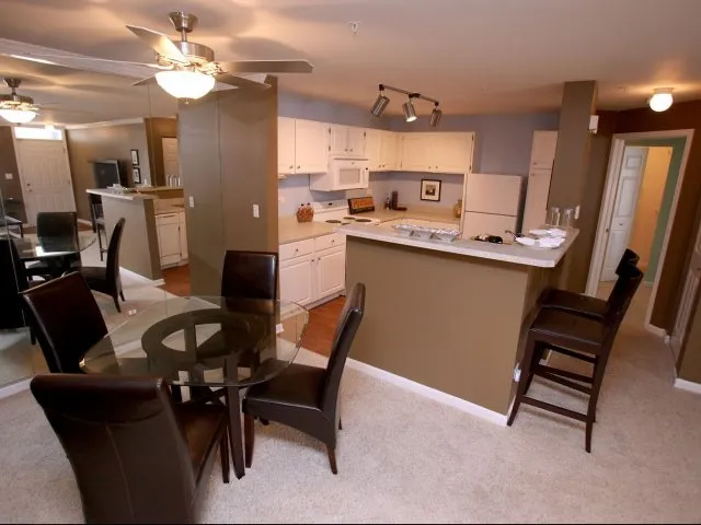 Village Green At Cantera Apartments