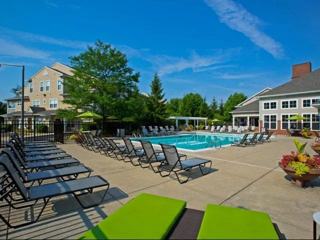 entry garden of Grand Reserve of Naperville Apartments