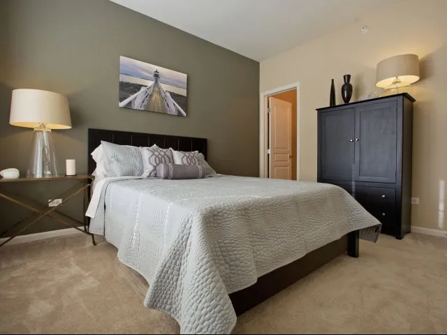 entry garden of Grand Reserve of Naperville Apartments