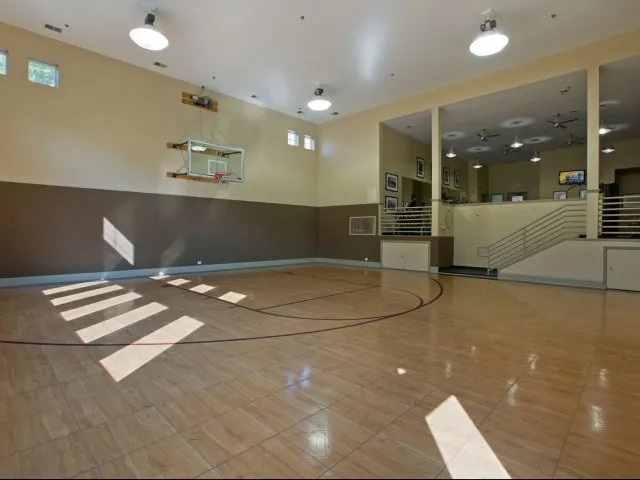 entry garden of Grand Reserve of Naperville Apartments