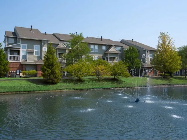 entry garden of Grand Reserve of Naperville Apartments