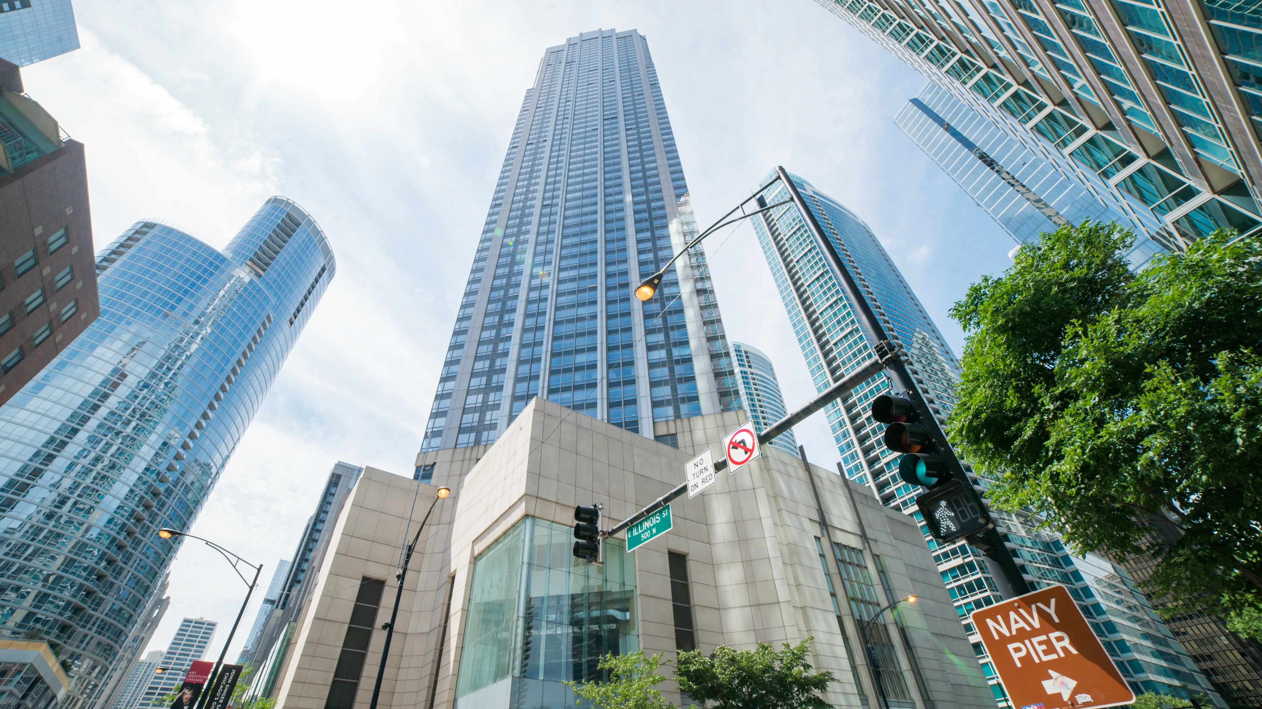 512 N McClurg Court Apartments