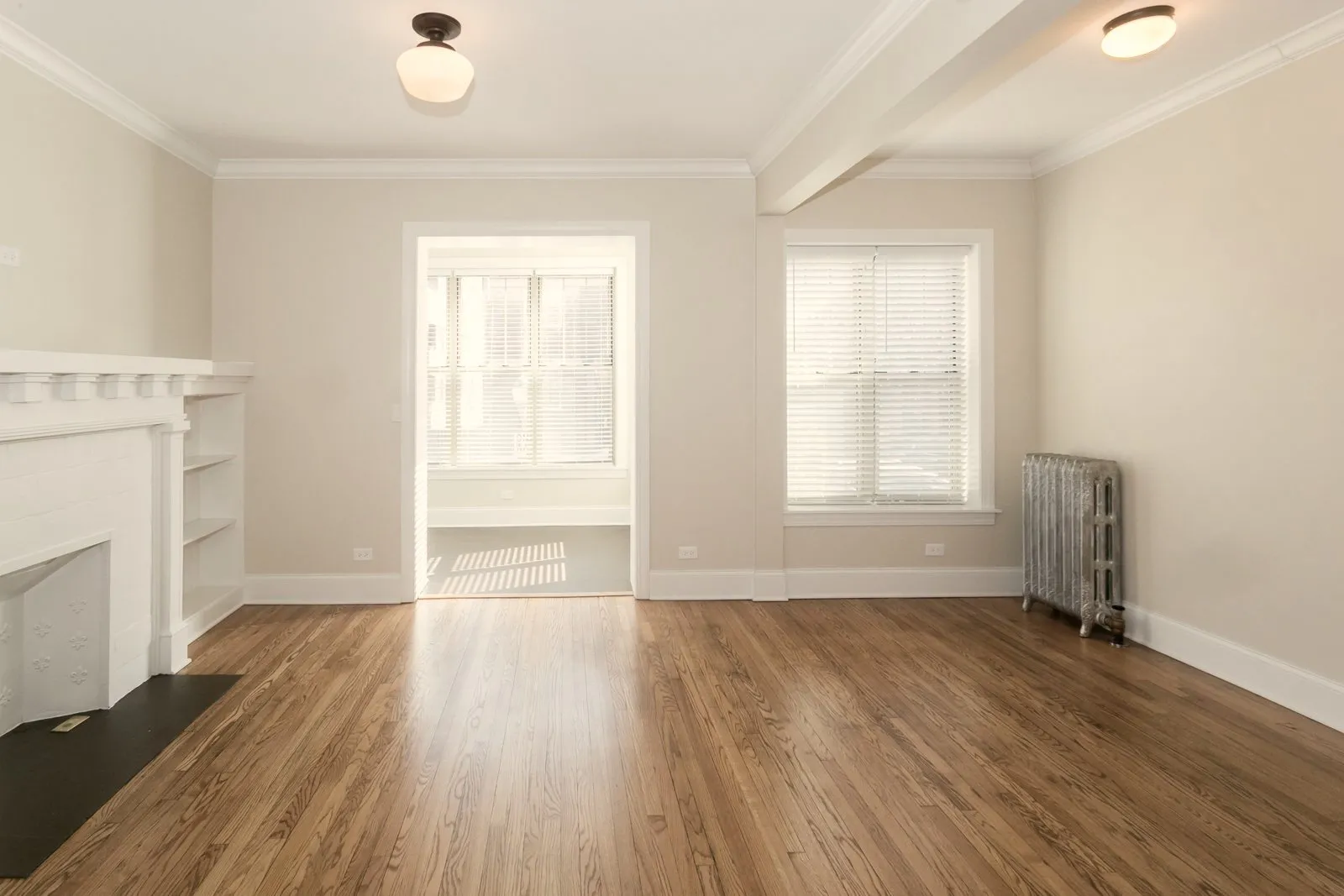 5135-45 South Ingleside Apartments