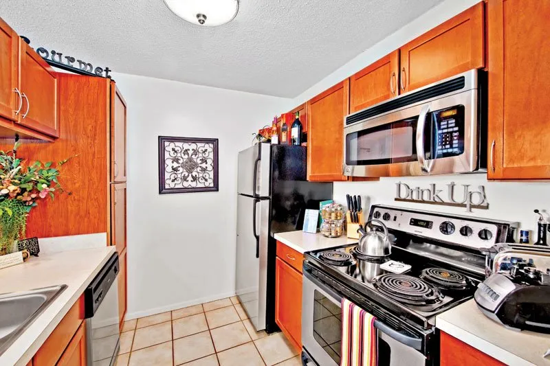 Elm Creek Townhomes and Apartments