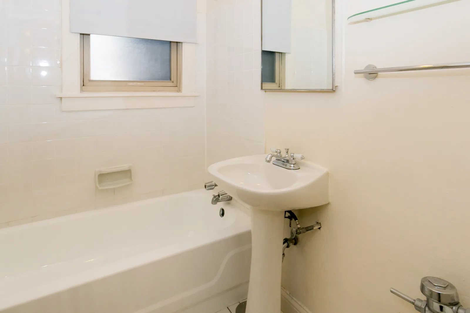 517-525 West Brompton Apartments