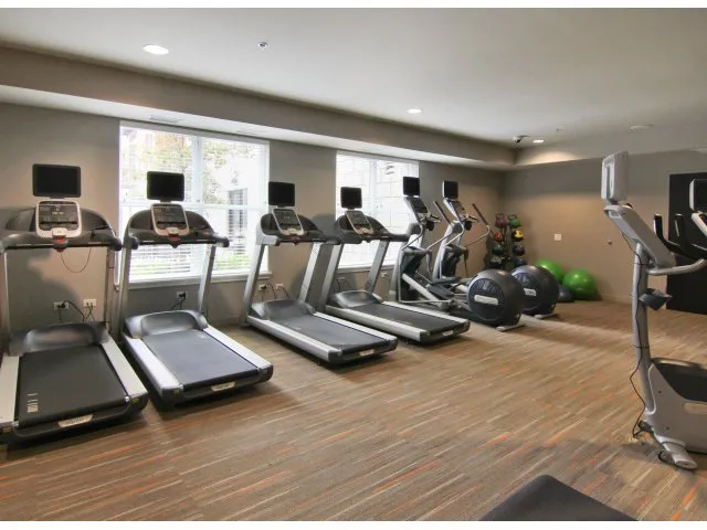 exterior of Arboretum Apartments in Lisle, IL