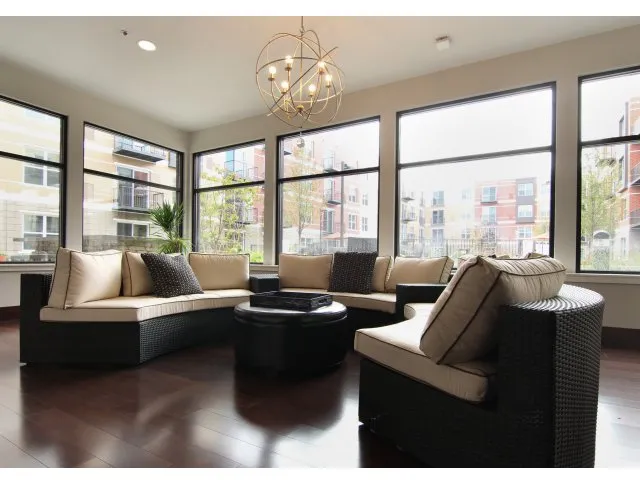 exterior of Arboretum Apartments in Lisle, IL