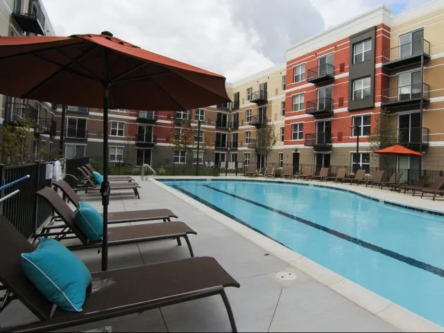 exterior of Arboretum Apartments in Lisle, IL