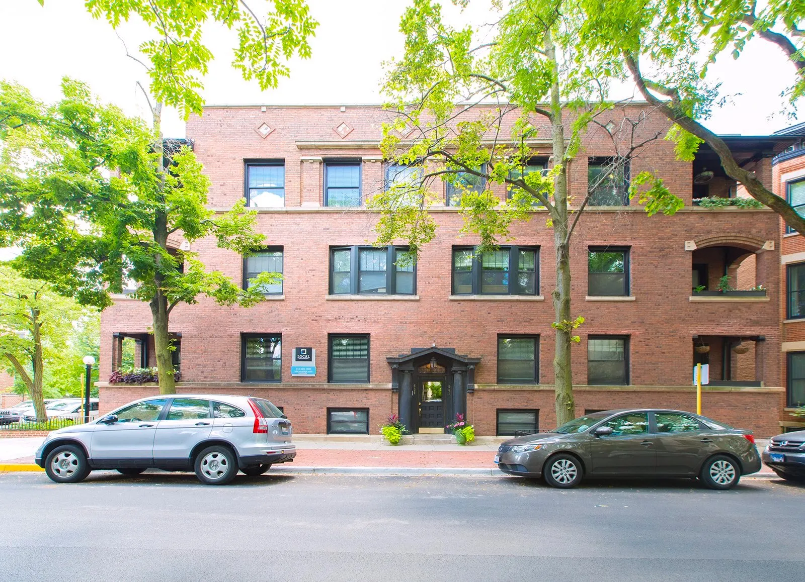 539-41 Dickens Apartments