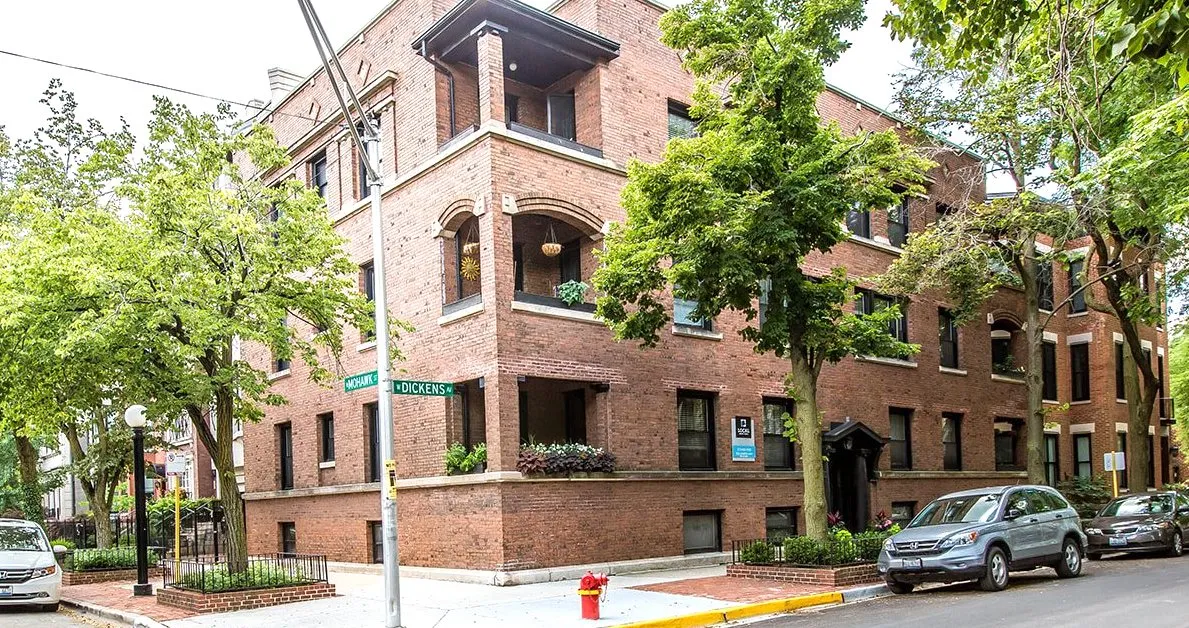 539-41 Dickens Apartments