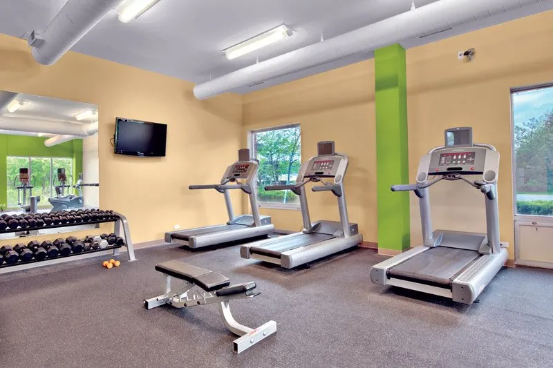 entry drive for Yorktown Apartments in Lombard IL