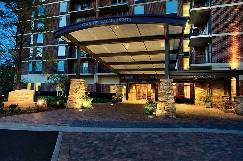 entry drive for Yorktown Apartments in Lombard IL