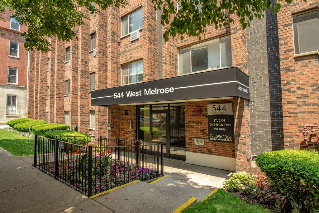 544 West Melrose Apartments