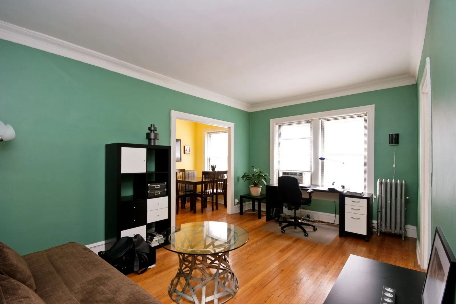 5552-5560 North Lakewood Apartments