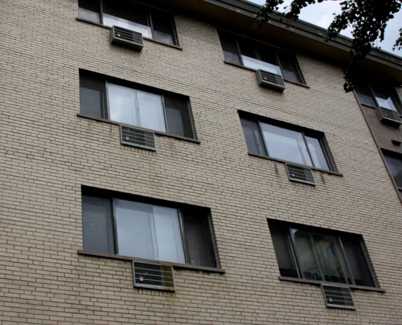 432 West Wellington Apartments