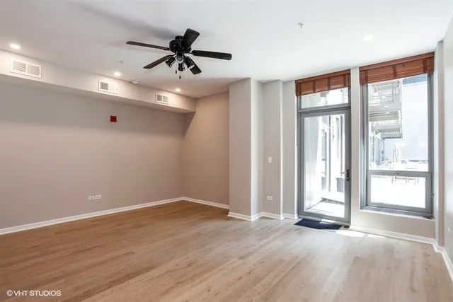 565 West Quincy Apartments