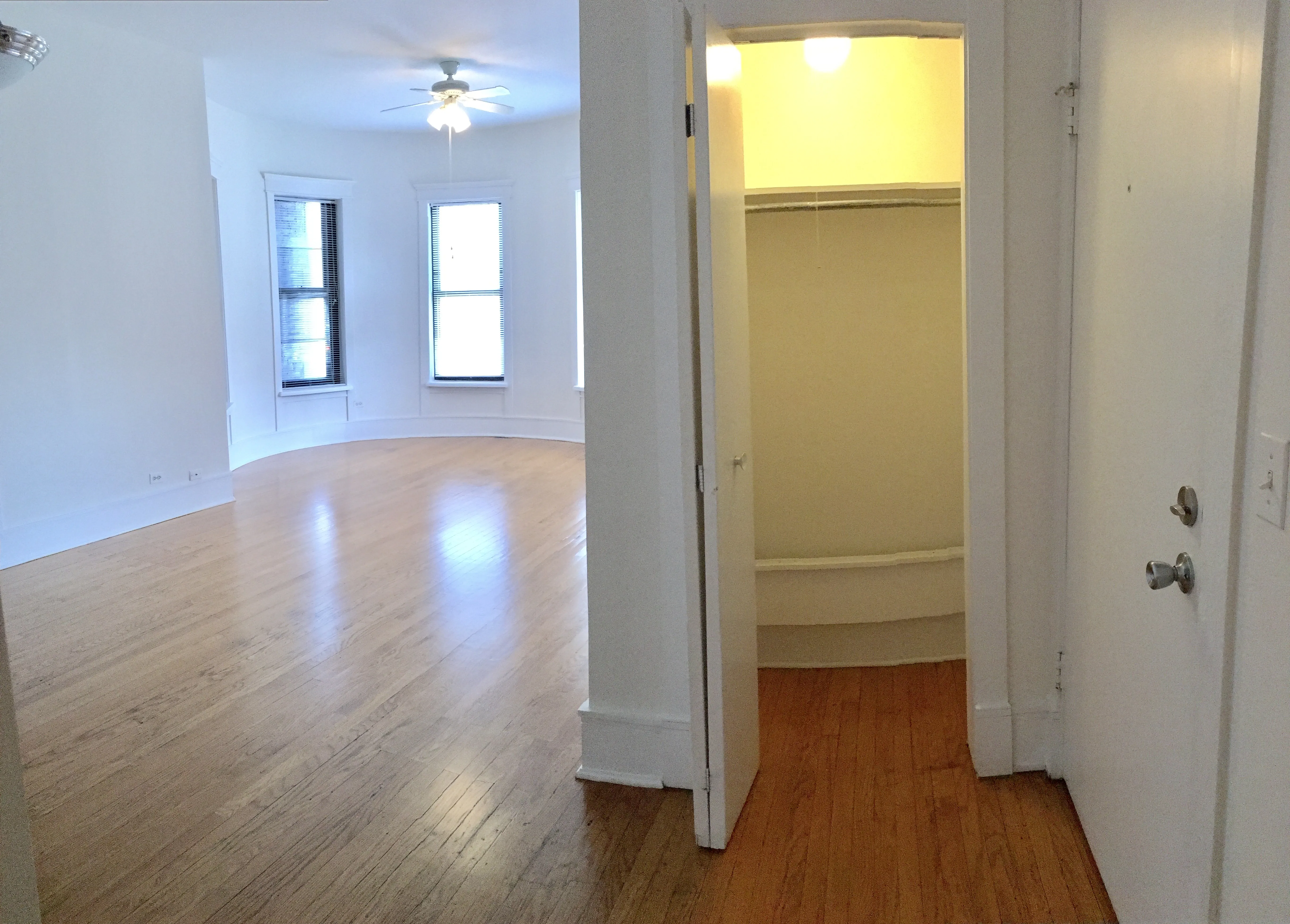 5700 N WINTHROP AVE 60660-5700-unit#01-Chicago-IL