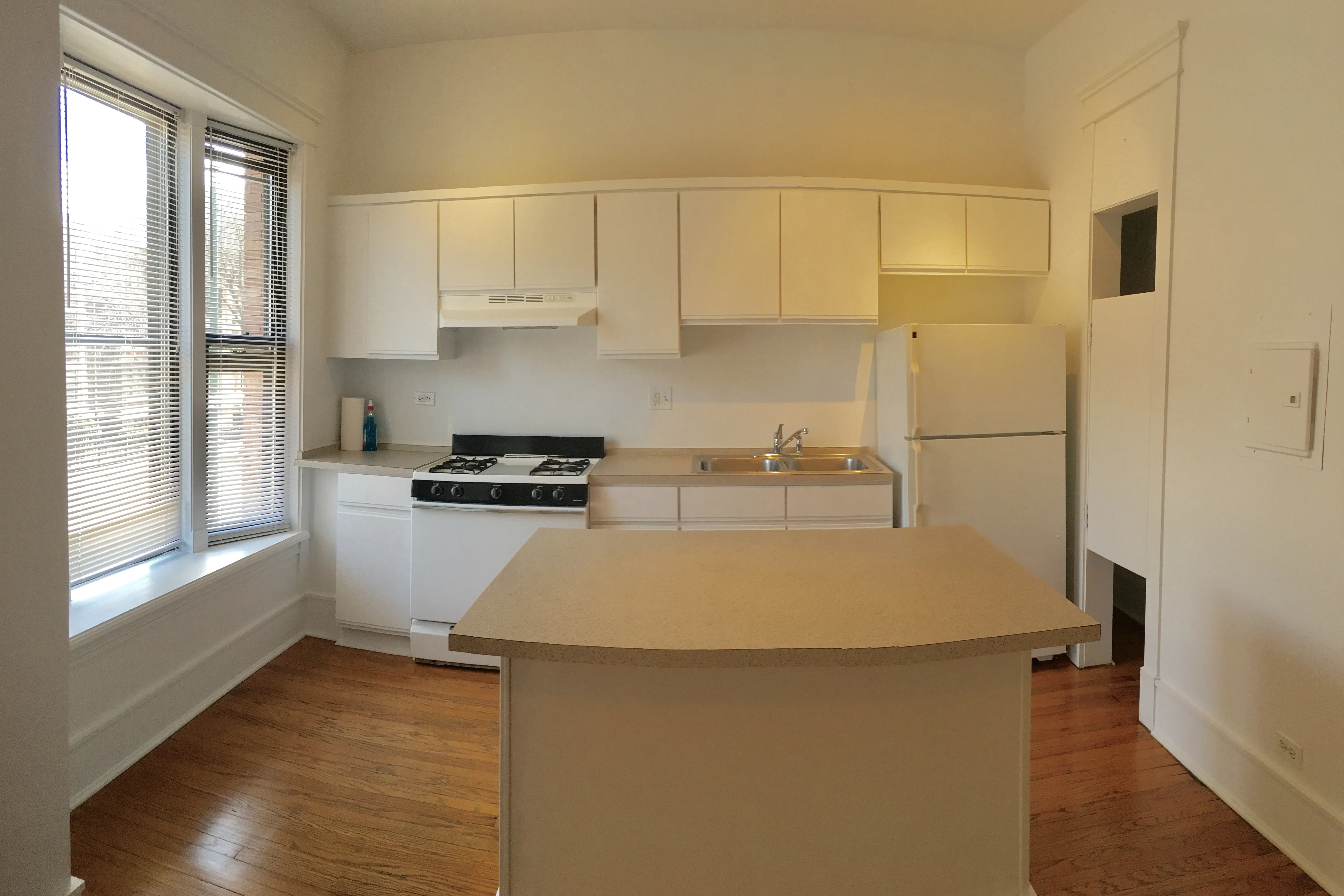 5700 N WINTHROP AVE 60660-5700-unit#01-Chicago-IL