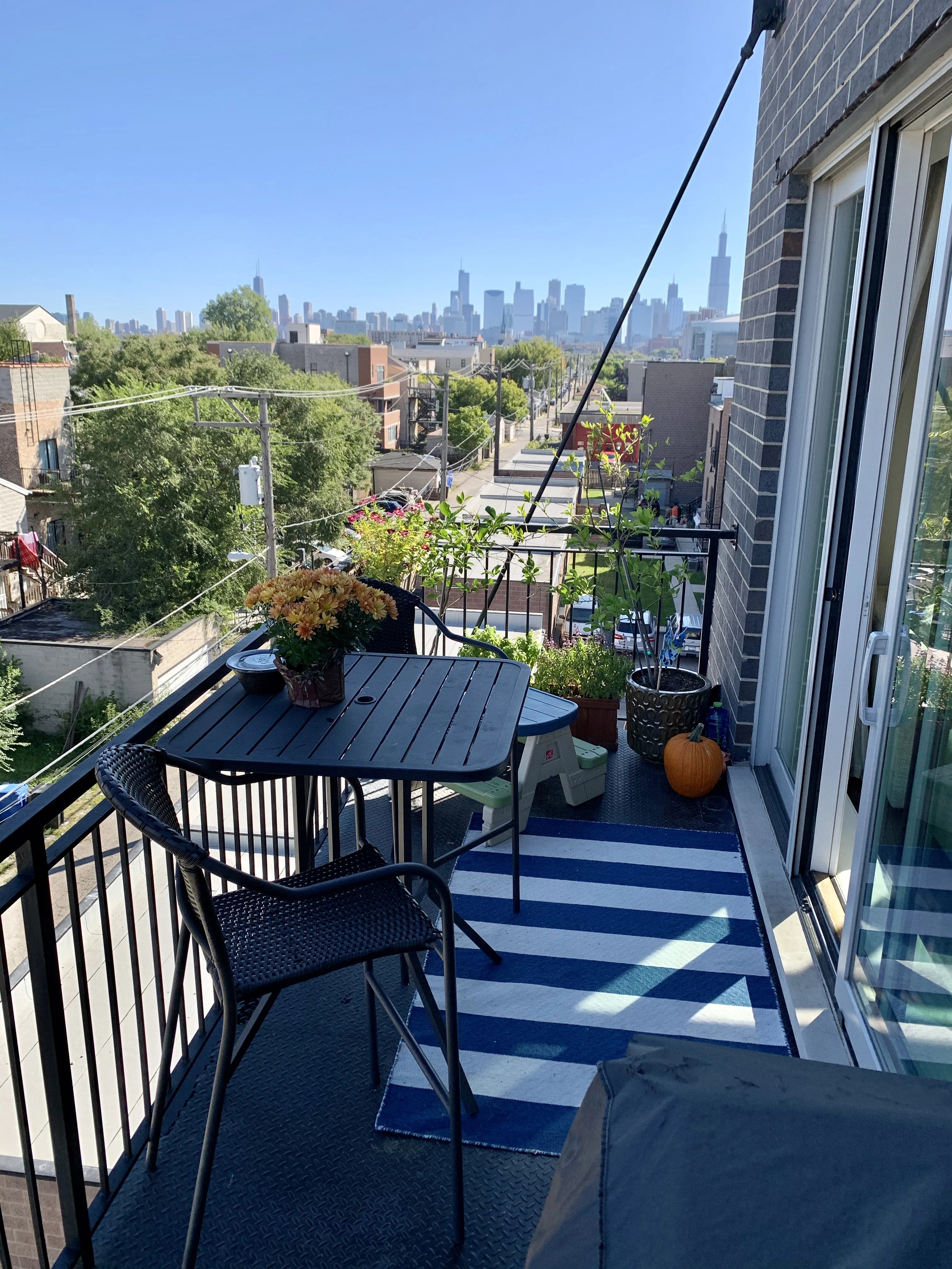 5 N OAKLEY BLVD 60612-unit#404-Chicago-IL