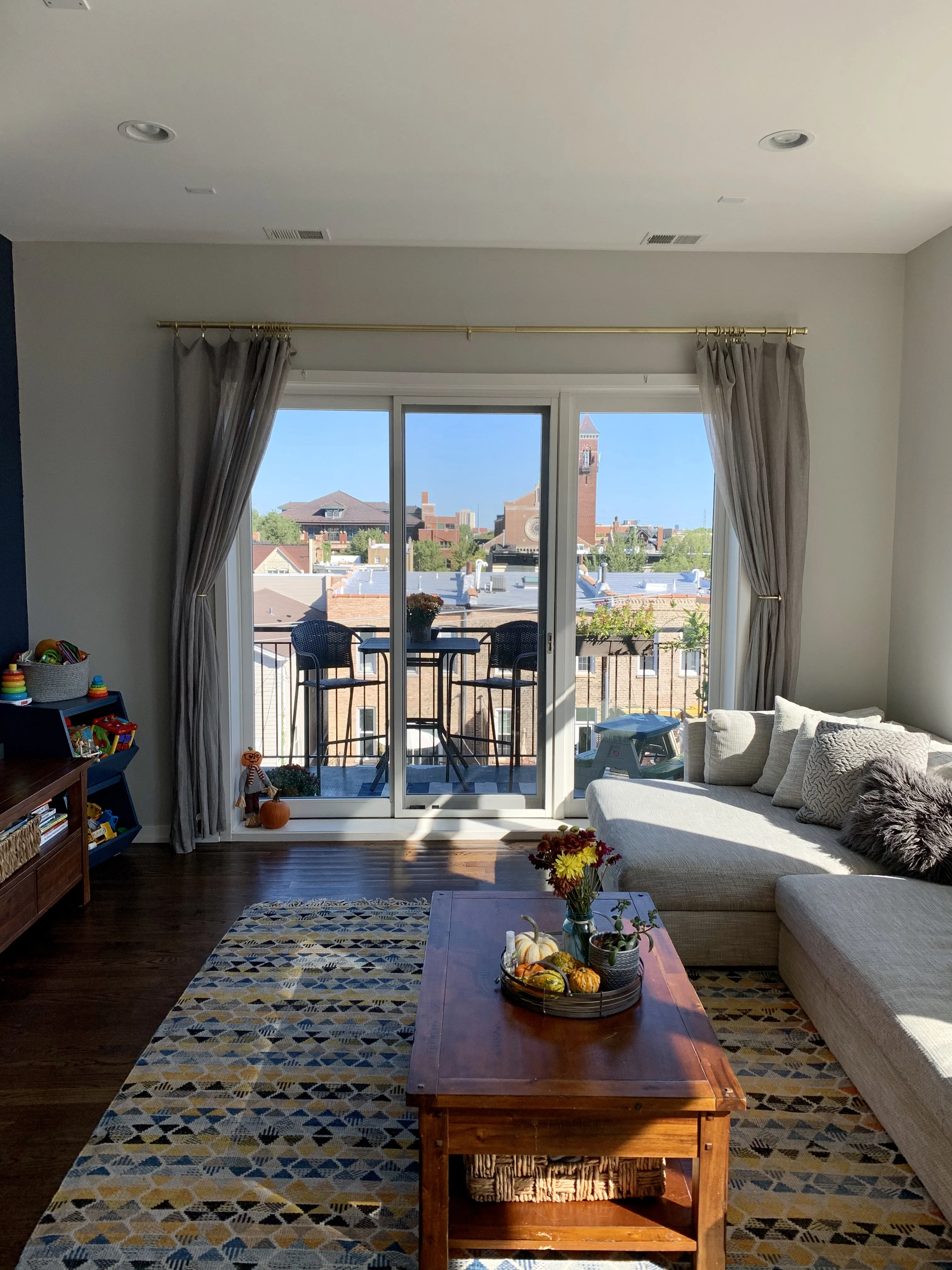 5 N OAKLEY BLVD 60612-unit#404-Chicago-IL