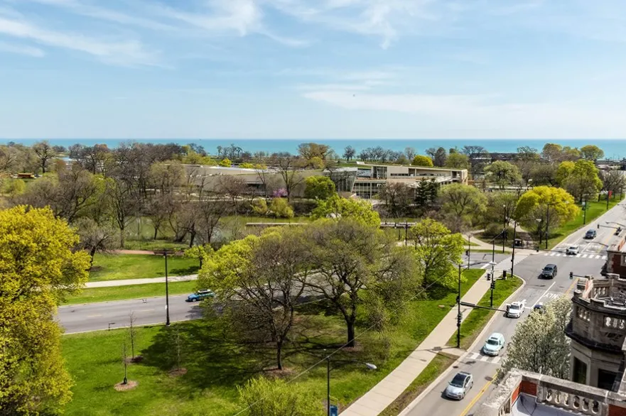 vintage luxury living room at Park Fullerton by Reside Apartments