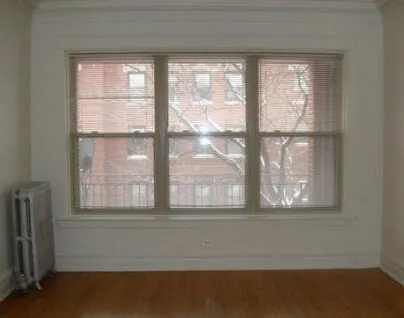 4415-25 N Hazel Apartments