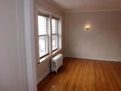 5900-5910 North Kenmore Apartments