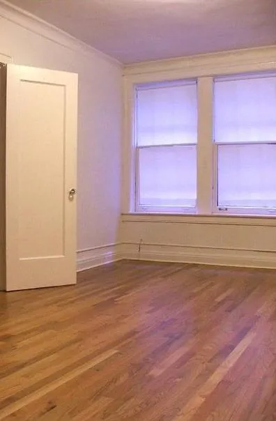 5633 North Kenmore Apartments