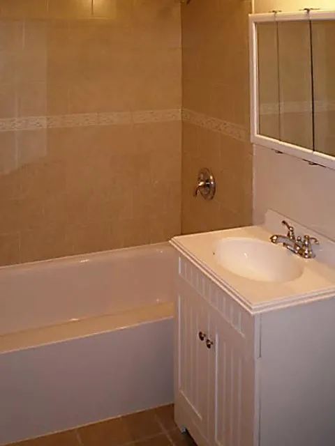 5906 N Sheridan Apartments