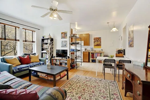 1435 W PRATT BLVD 60626-unit#2-Chicago-IL