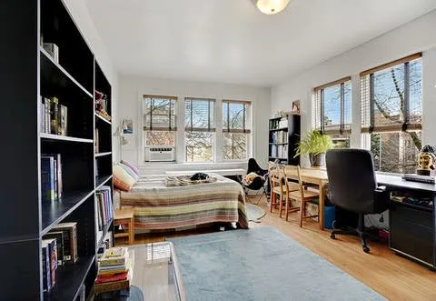 1435 W PRATT BLVD 60626-unit#2-Chicago-IL