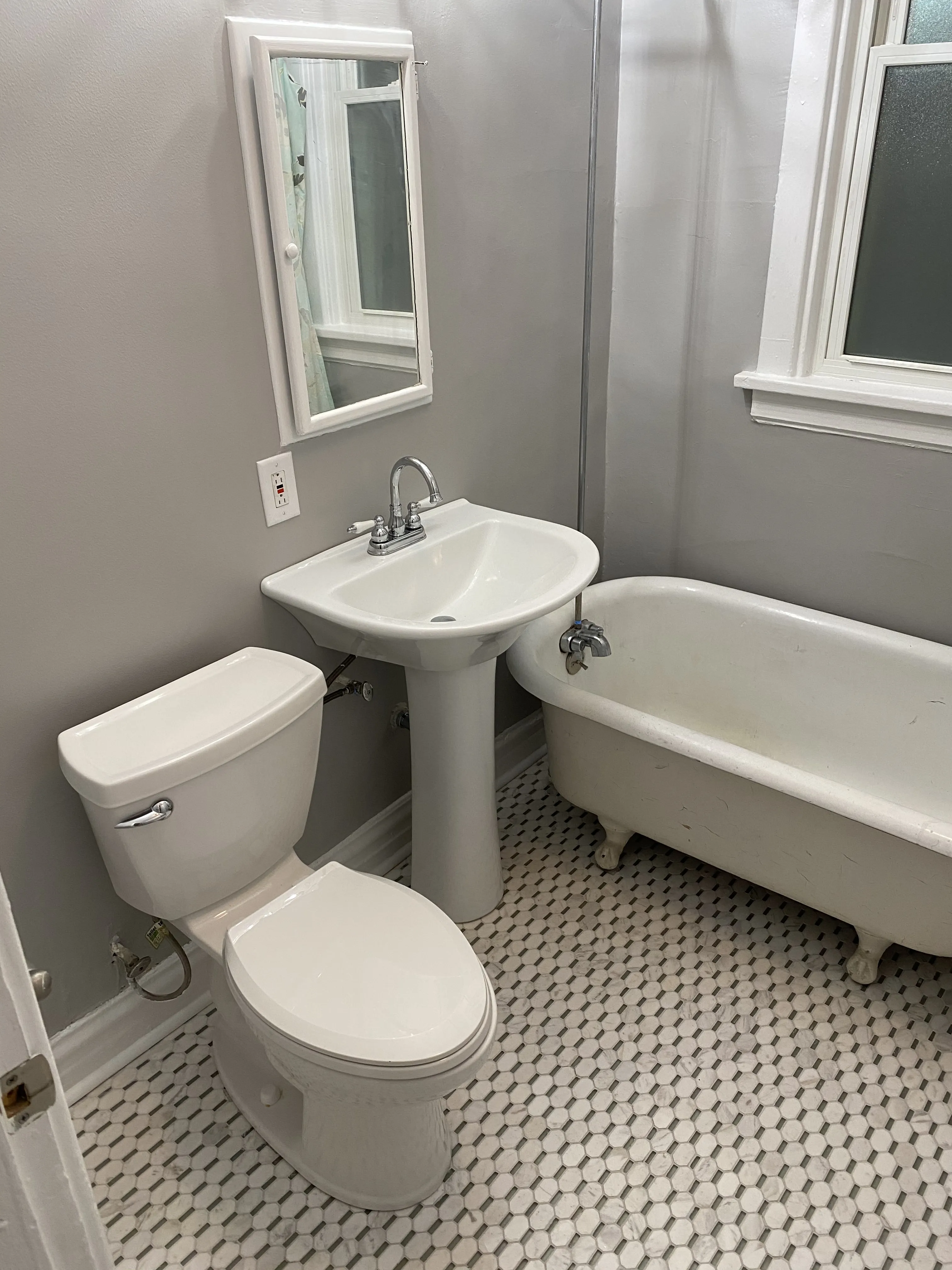 1136 W WELLINGTON ST 60657-unit#01-Chicago-IL