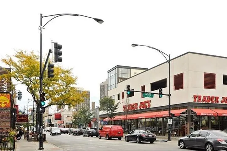 617 West Drummond Apartments
