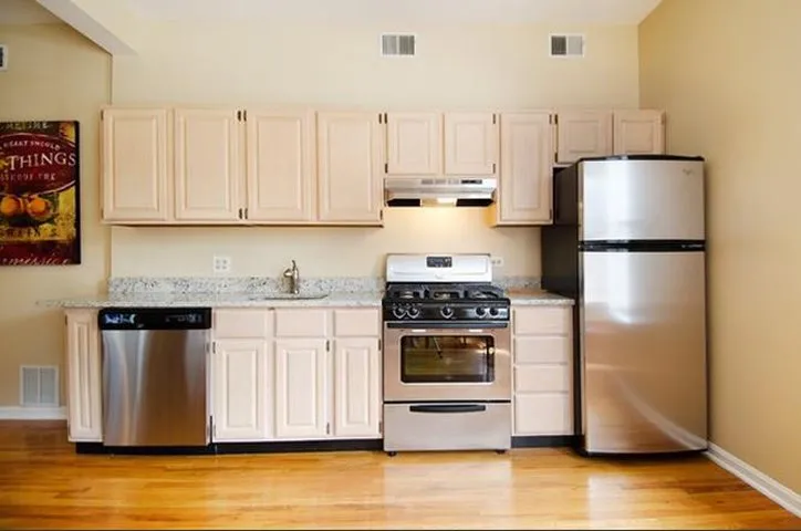617 West Drummond Apartments