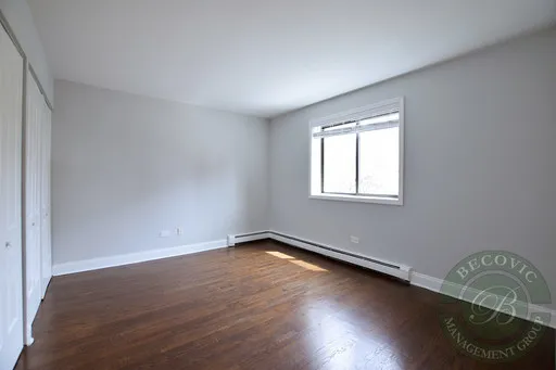 6201 North Kenmore Apartments