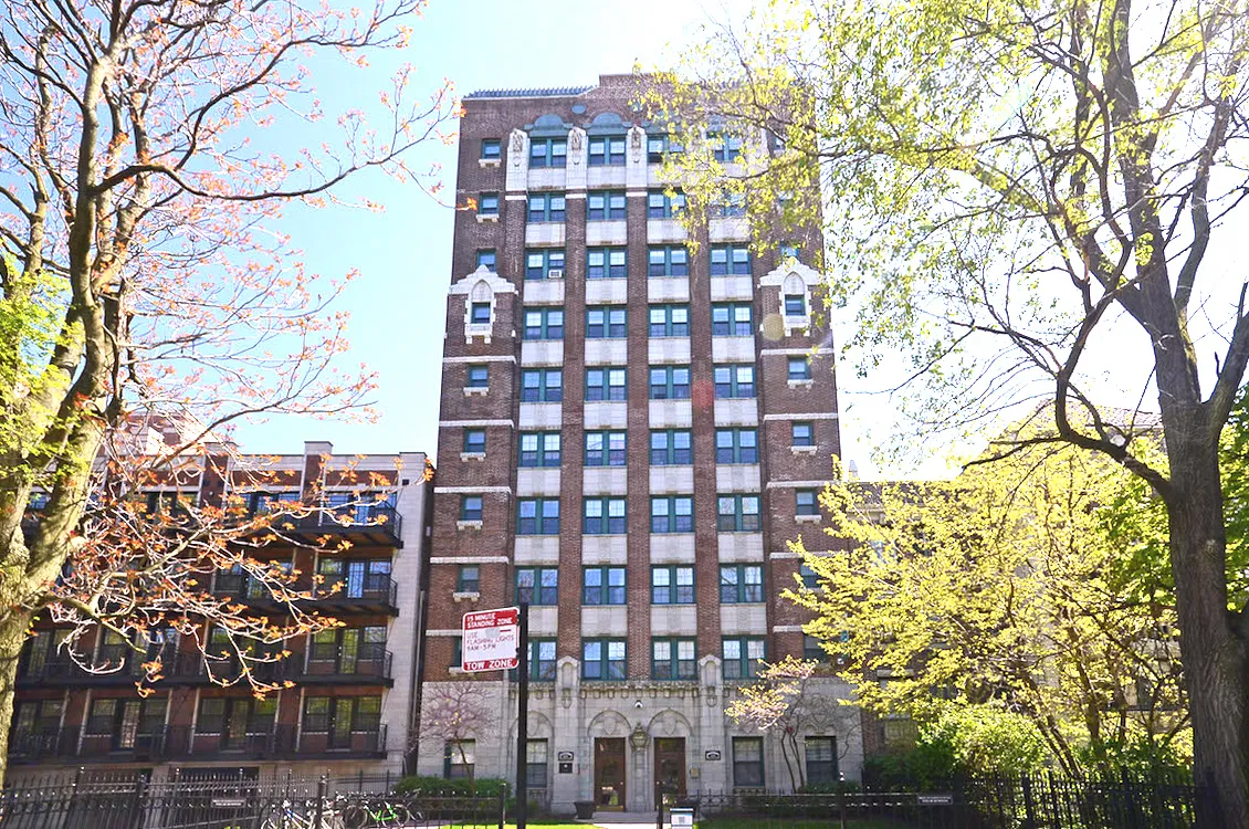 629 West Deming Apartments 