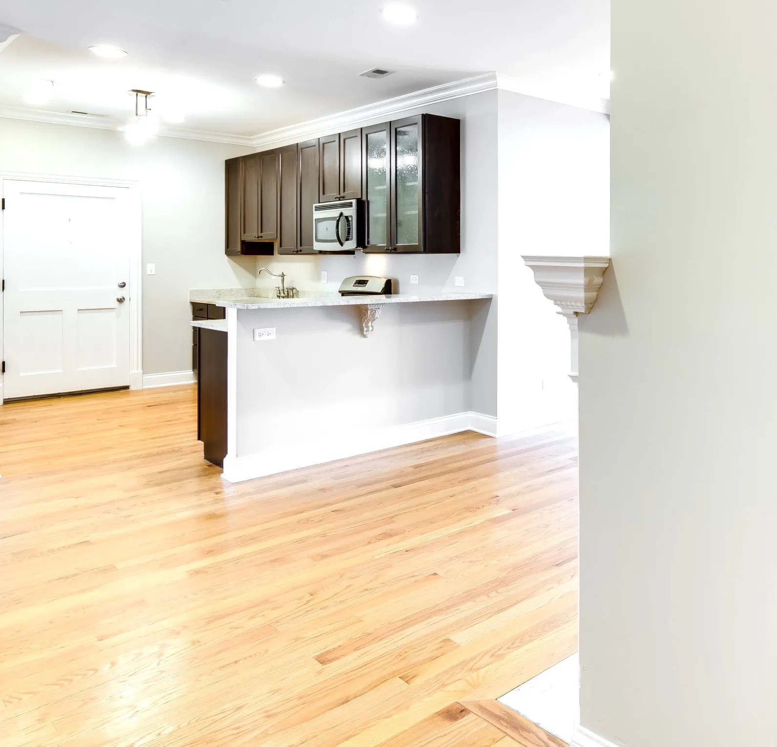 632-640 Hinman Apartments