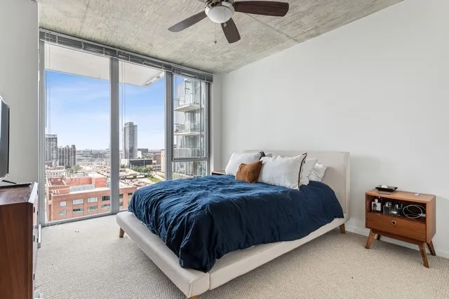 659 W Randolph Apartments