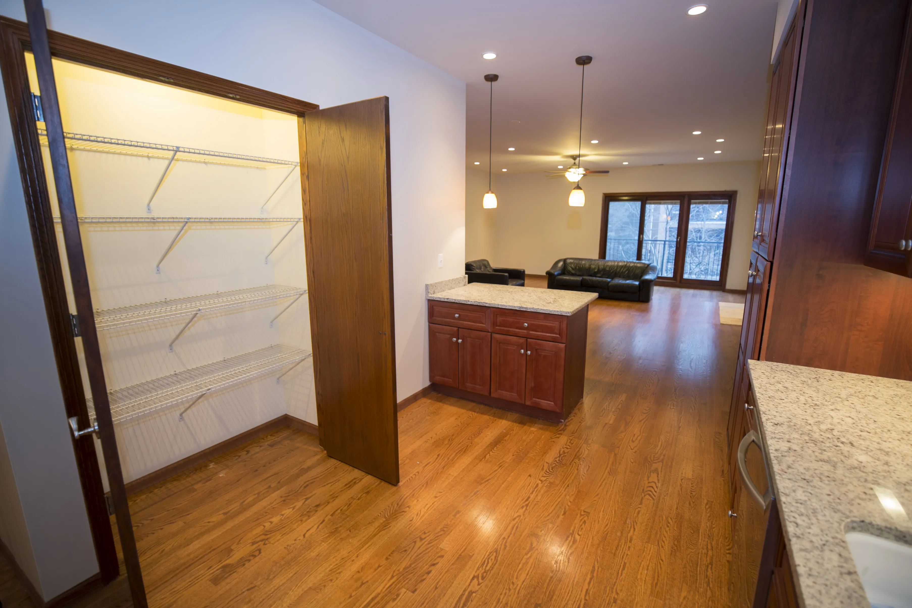 670 N PEORIA ST 60642-unit#Apt 2-Chicago-IL