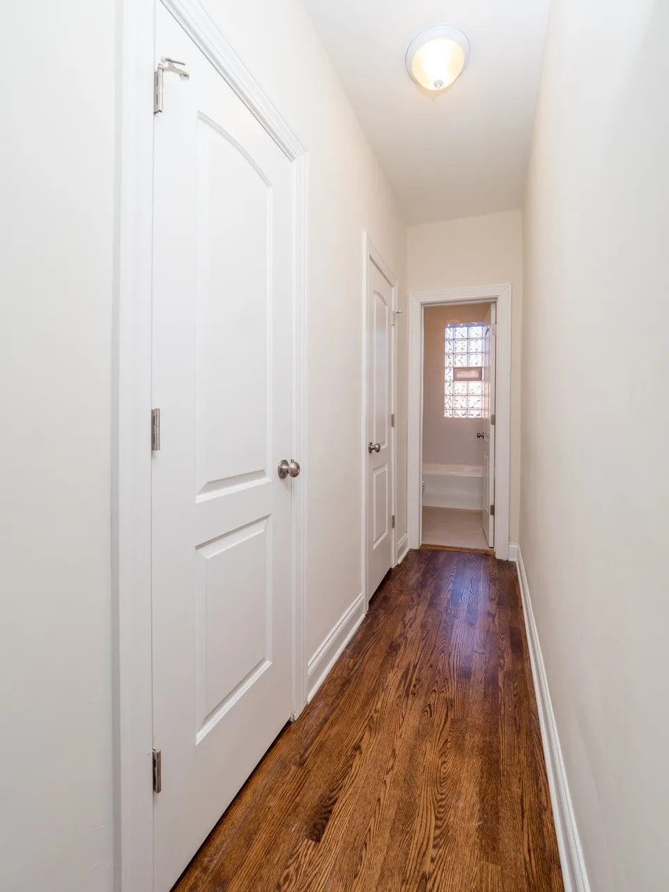 6945 North Ashland Apartments