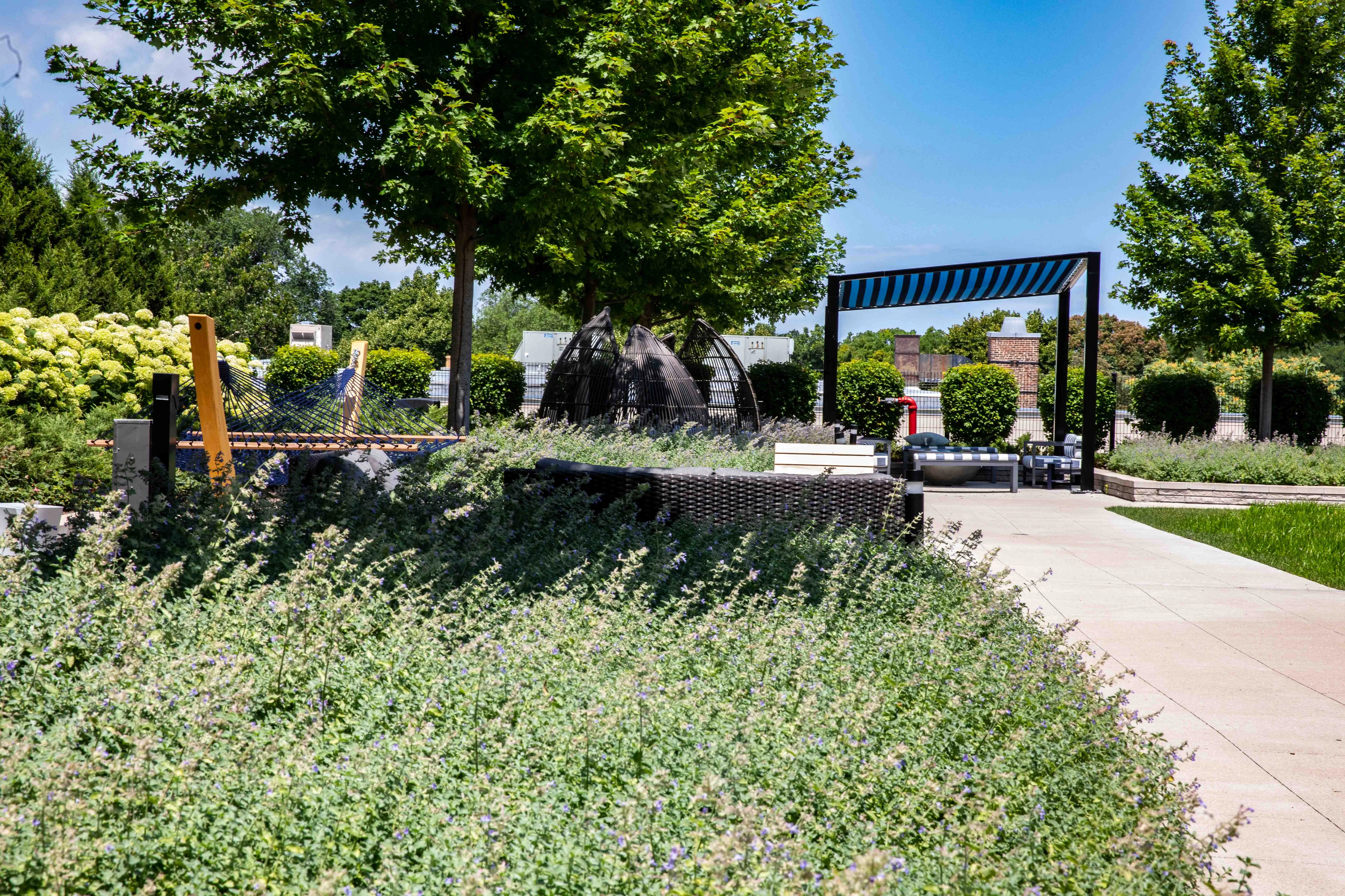 Vantage Oak Park Apartments