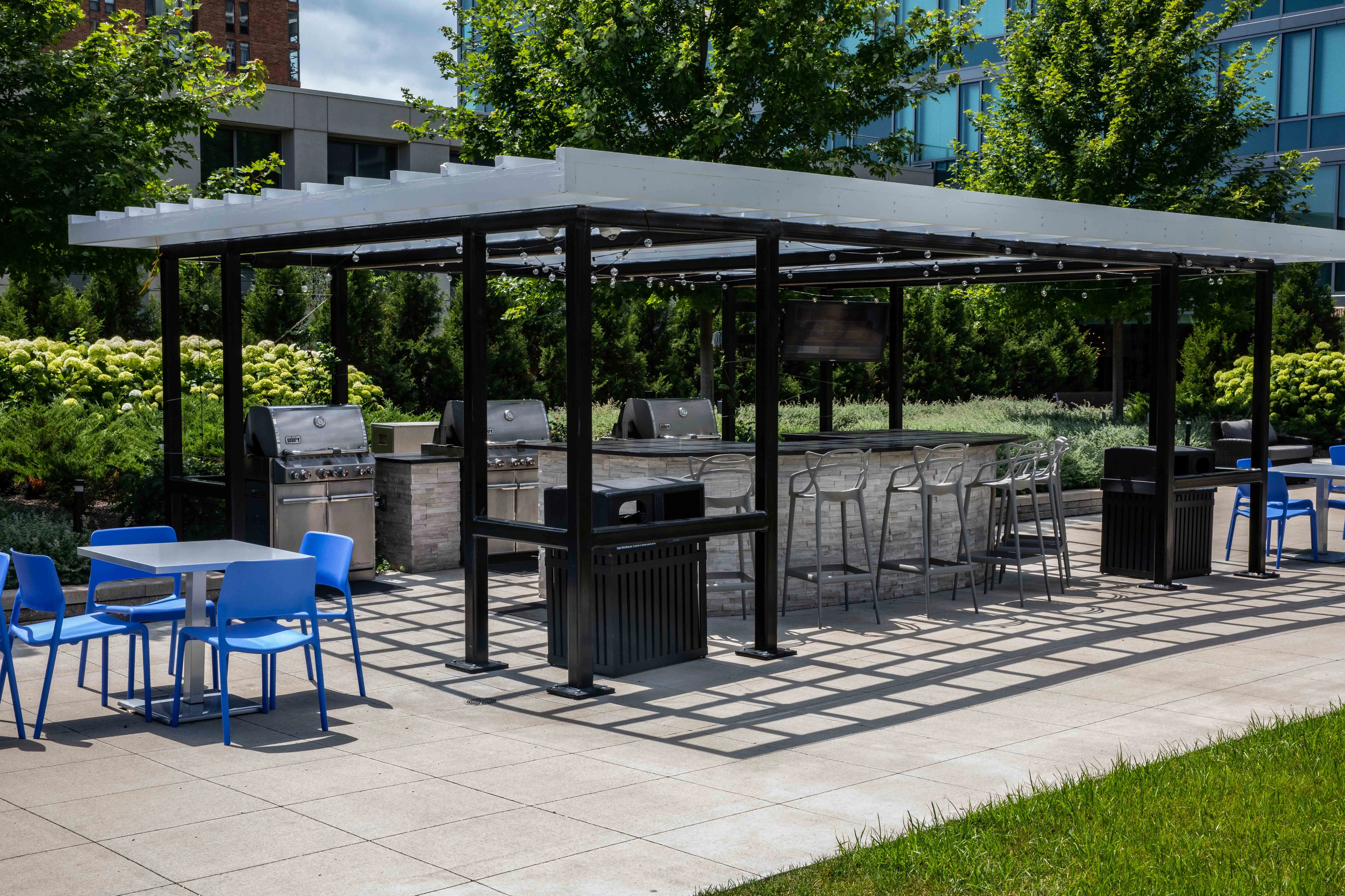 Vantage Oak Park Apartments