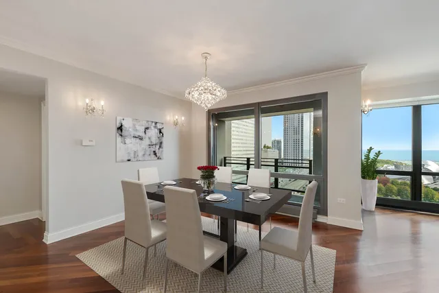 The Heritage at Millennium Park Apartments