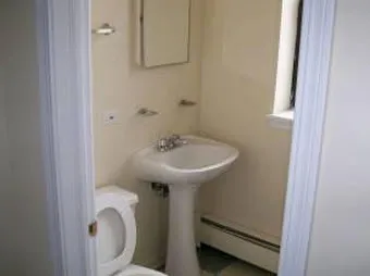 4631 S Lake Park Apartments