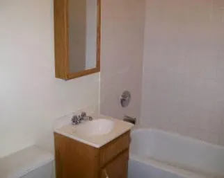 839-845 W SUNNYSIDE AVE 60640-839-845 W Sunnyside-Chicago-IL