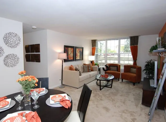 Fort Sheridan Place Apartments