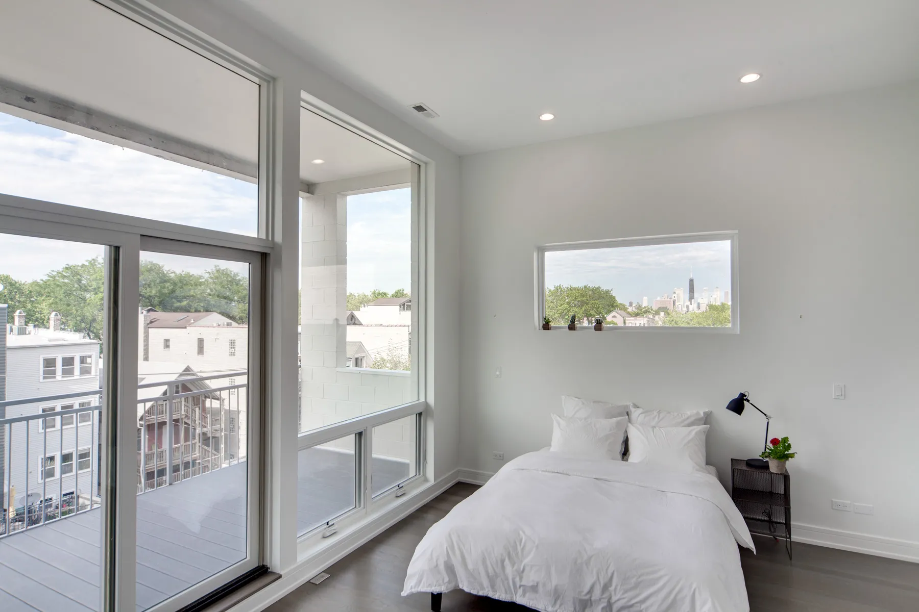 Common Damen Apartments