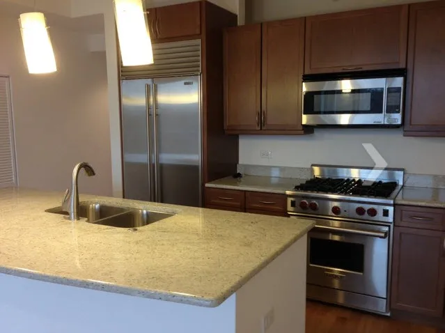 525 N Kedzie Apartments