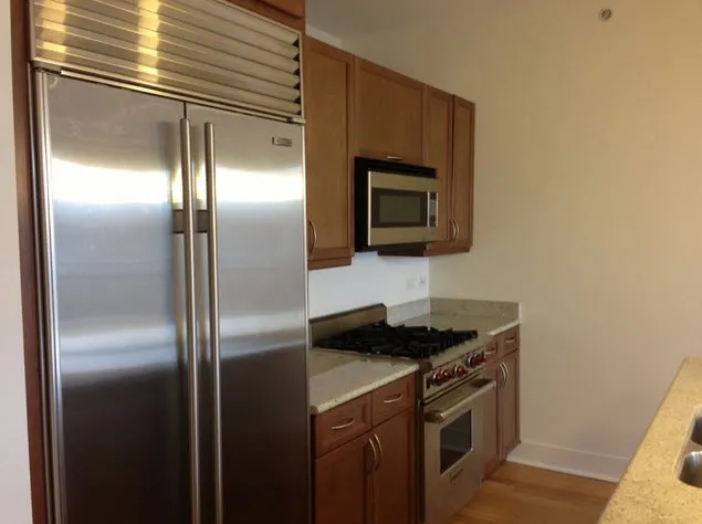 525 N Kedzie Apartments