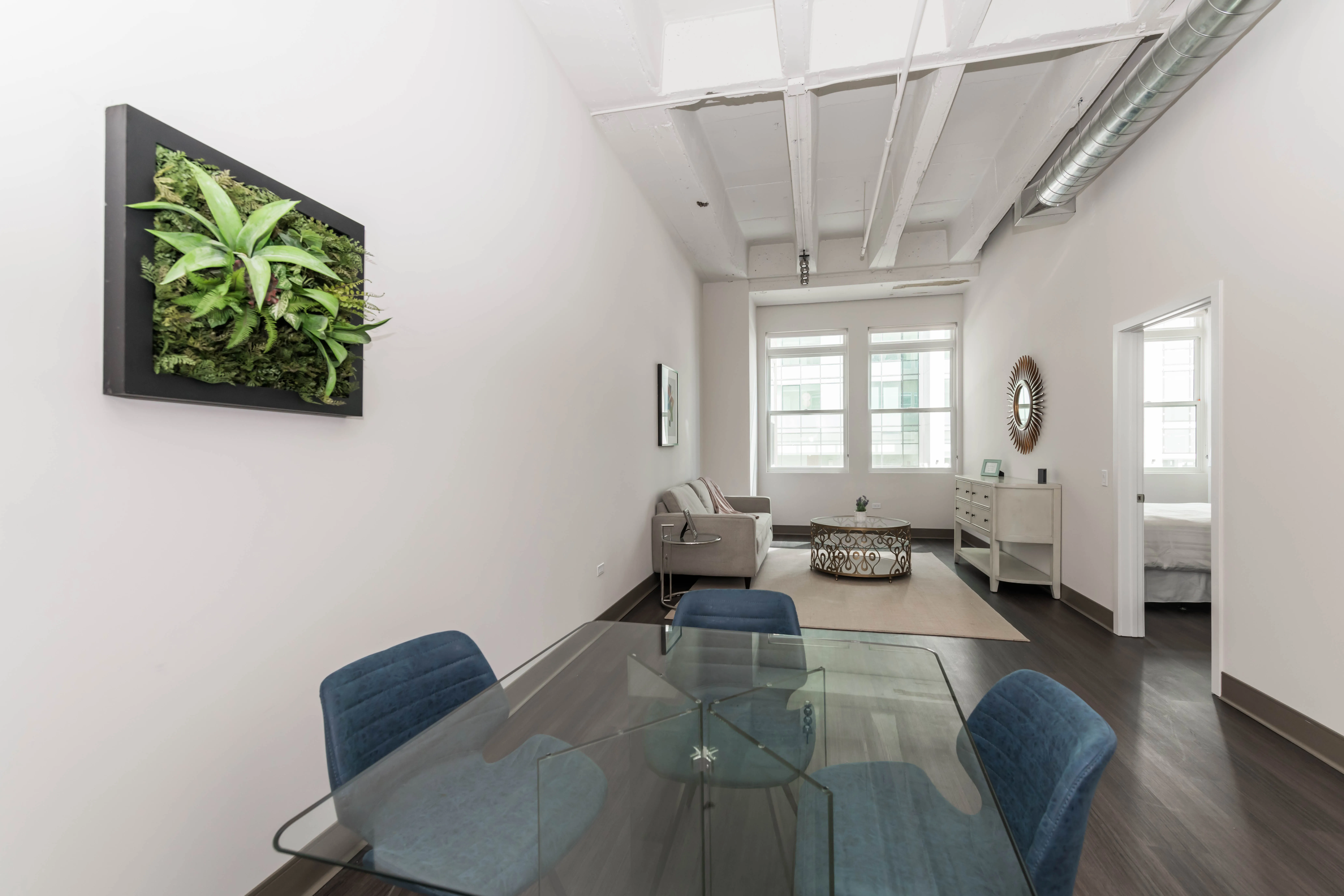 820 South is located on Michigan Ave